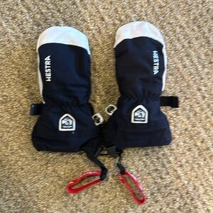 Hestra size 5 Black and White Ski Glove